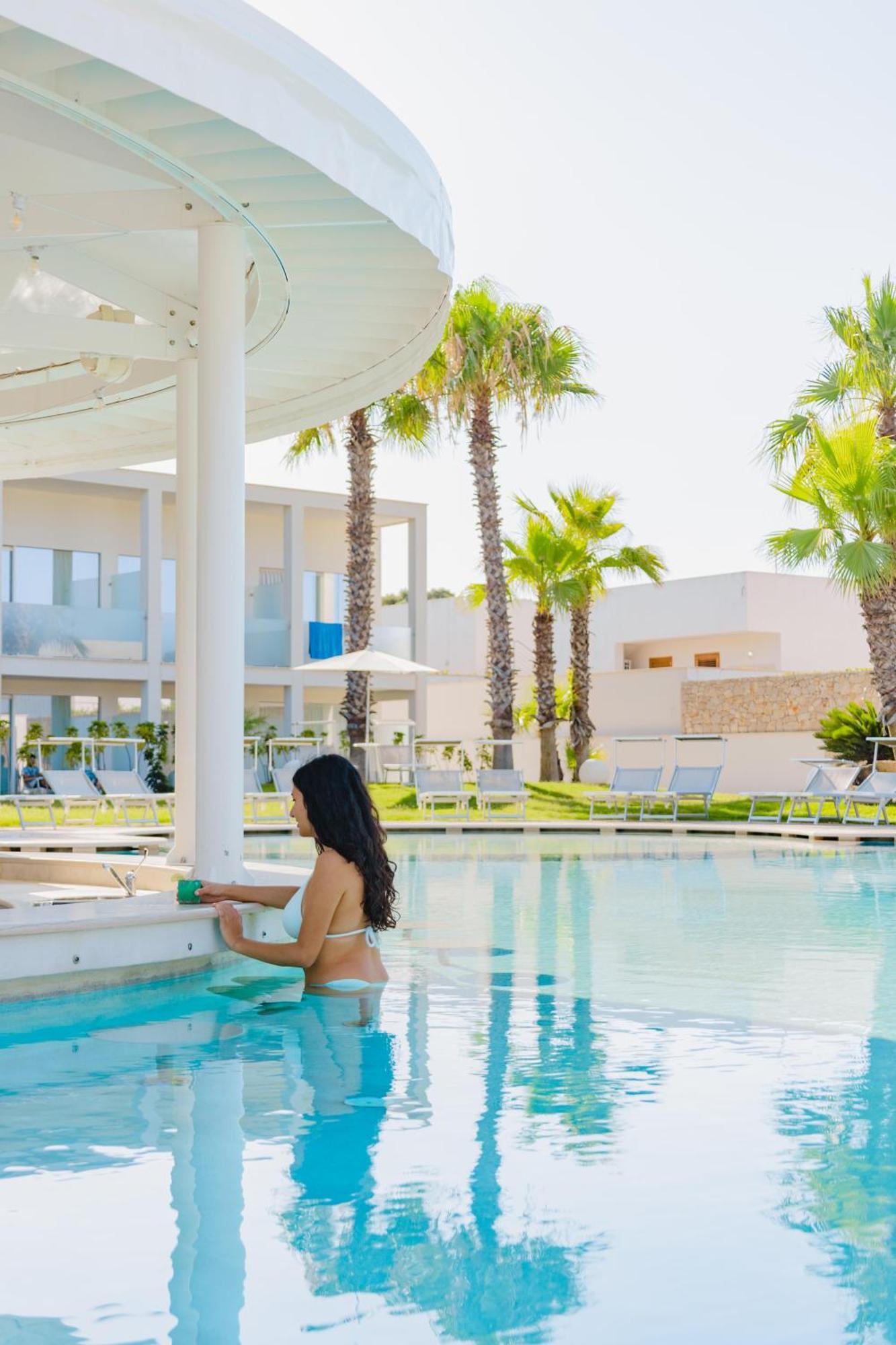Marelive - Cdshotels Torre dell'Orso Exterior photo
